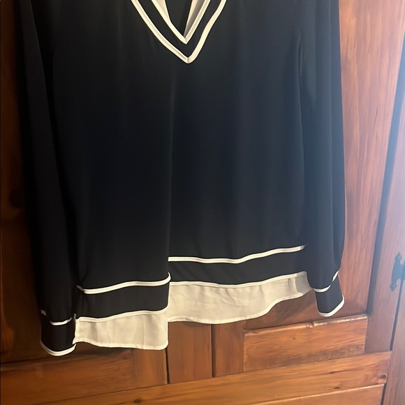 Blue and White V-Neck Women's Top - Picture 2 of 5